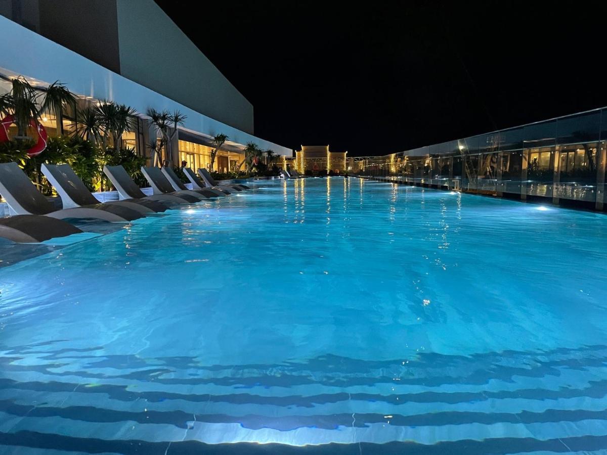 Lux Condotel - The Song Vung Tau Exterior photo
